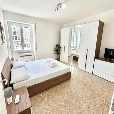 Vatican Apartmán *